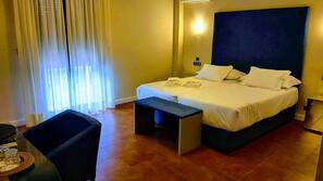 Ropa de cama de alta calidad, wifi gratis, acceso en silla de ruedas