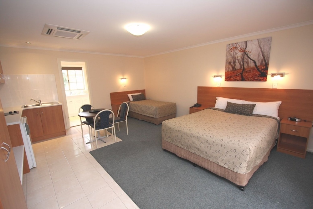 Comfort Inn Clare Central Clare Aus Best Price Guarantee