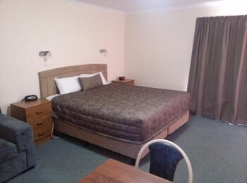 Comfort Inn Clare Central Deals Reviews Clare Aus Wotif