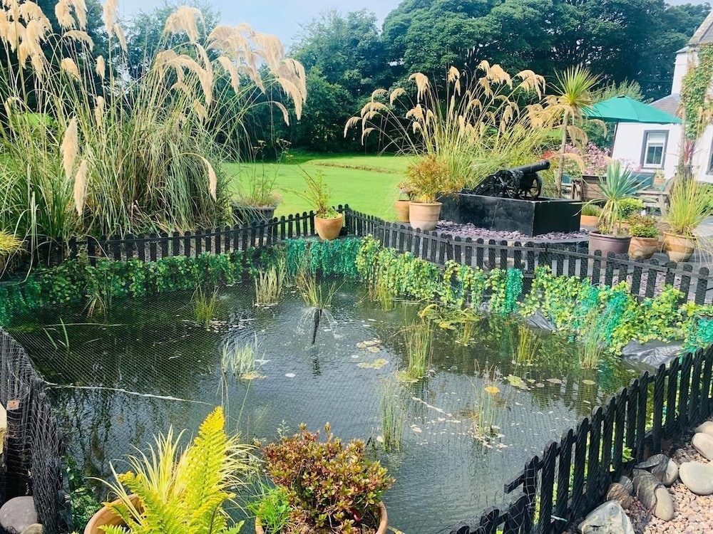 Garden view, Torrs Warren Country House Bed & Breakfast