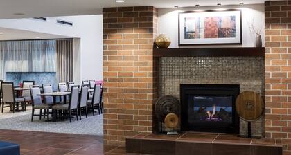 Hampton Inn & Suites Omaha-Downtown