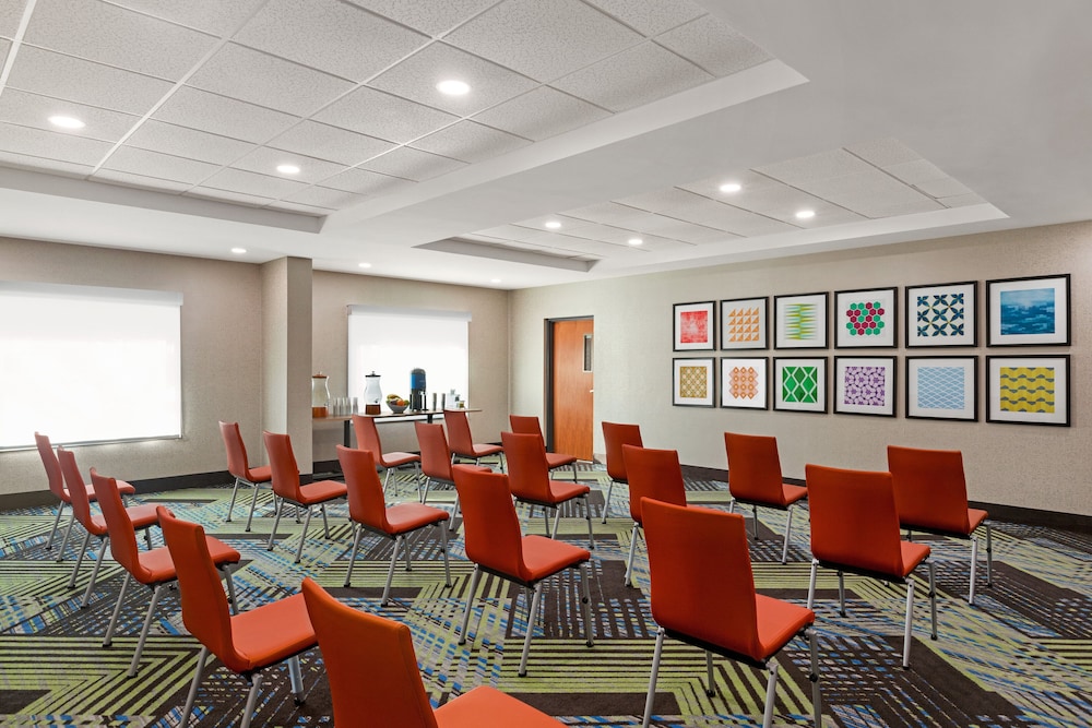 Holiday Inn Express Pembroke Pines-Sheridan Street, an IHG Hotel