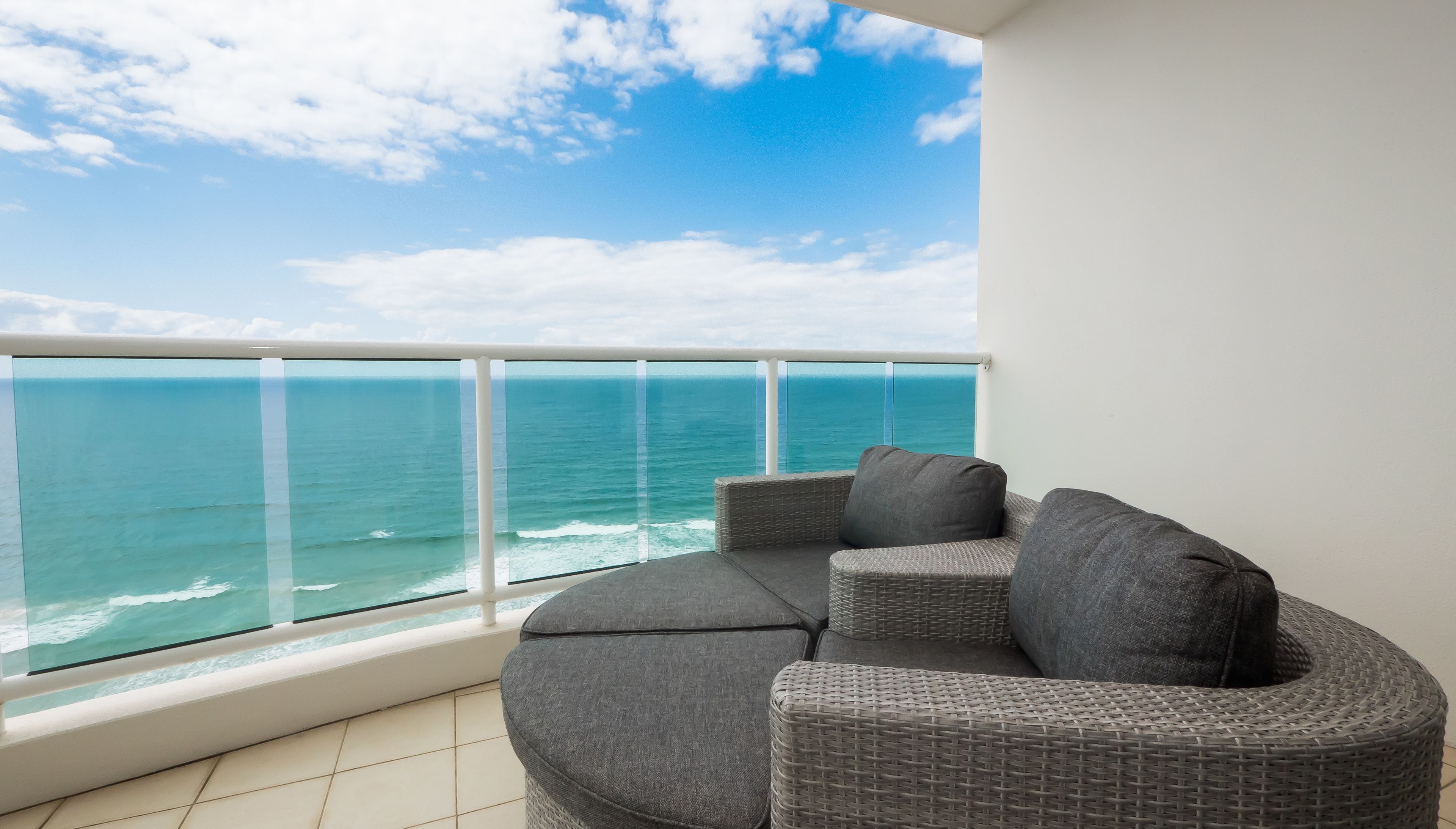 Pacific Views Resort Gold Coast Aus Expedia Com Au