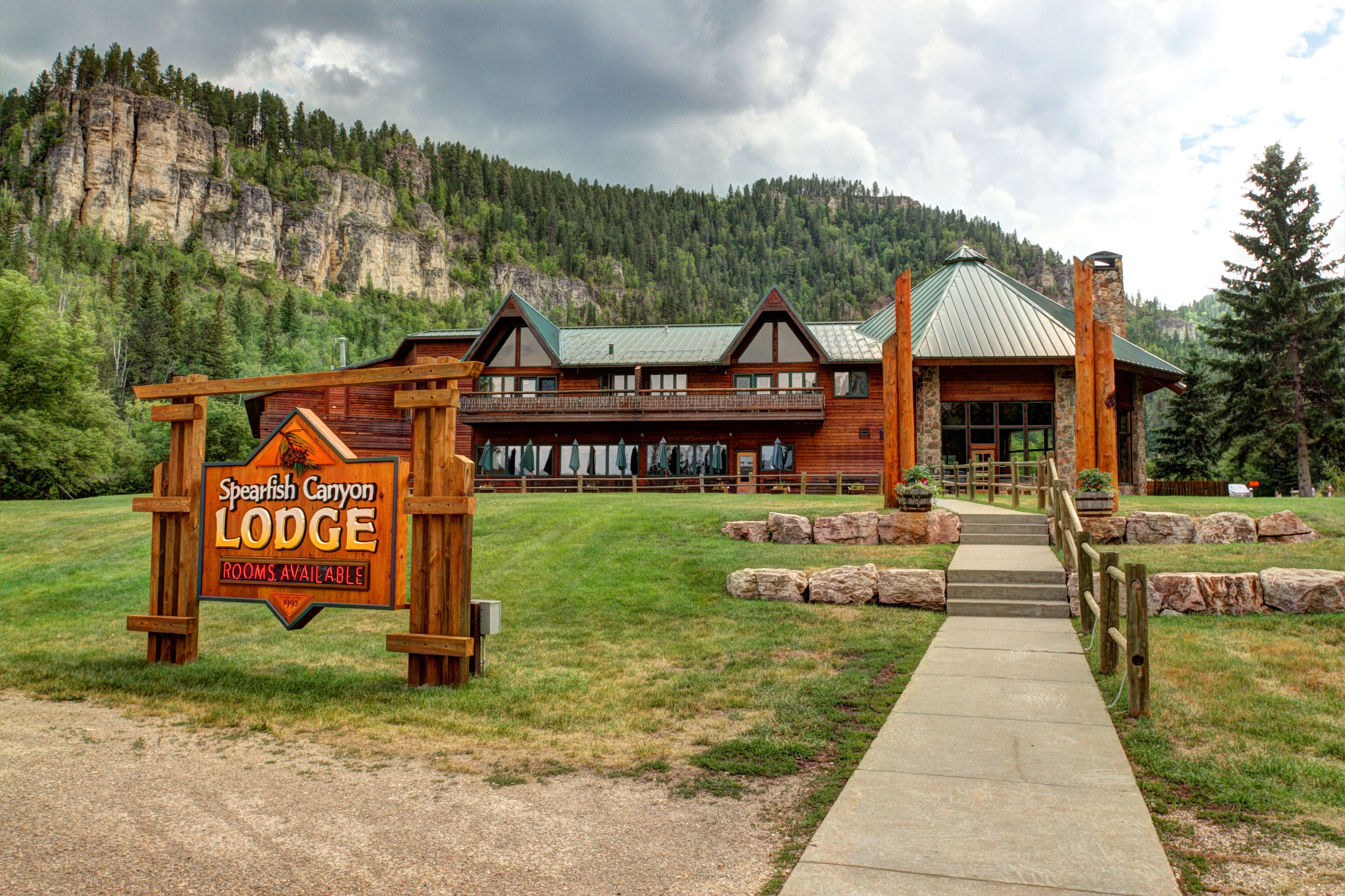 Spearfish Canyon Lodge In Deadwood Sd Expedia