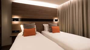 In-room safe, desk, laptop workspace, blackout curtains