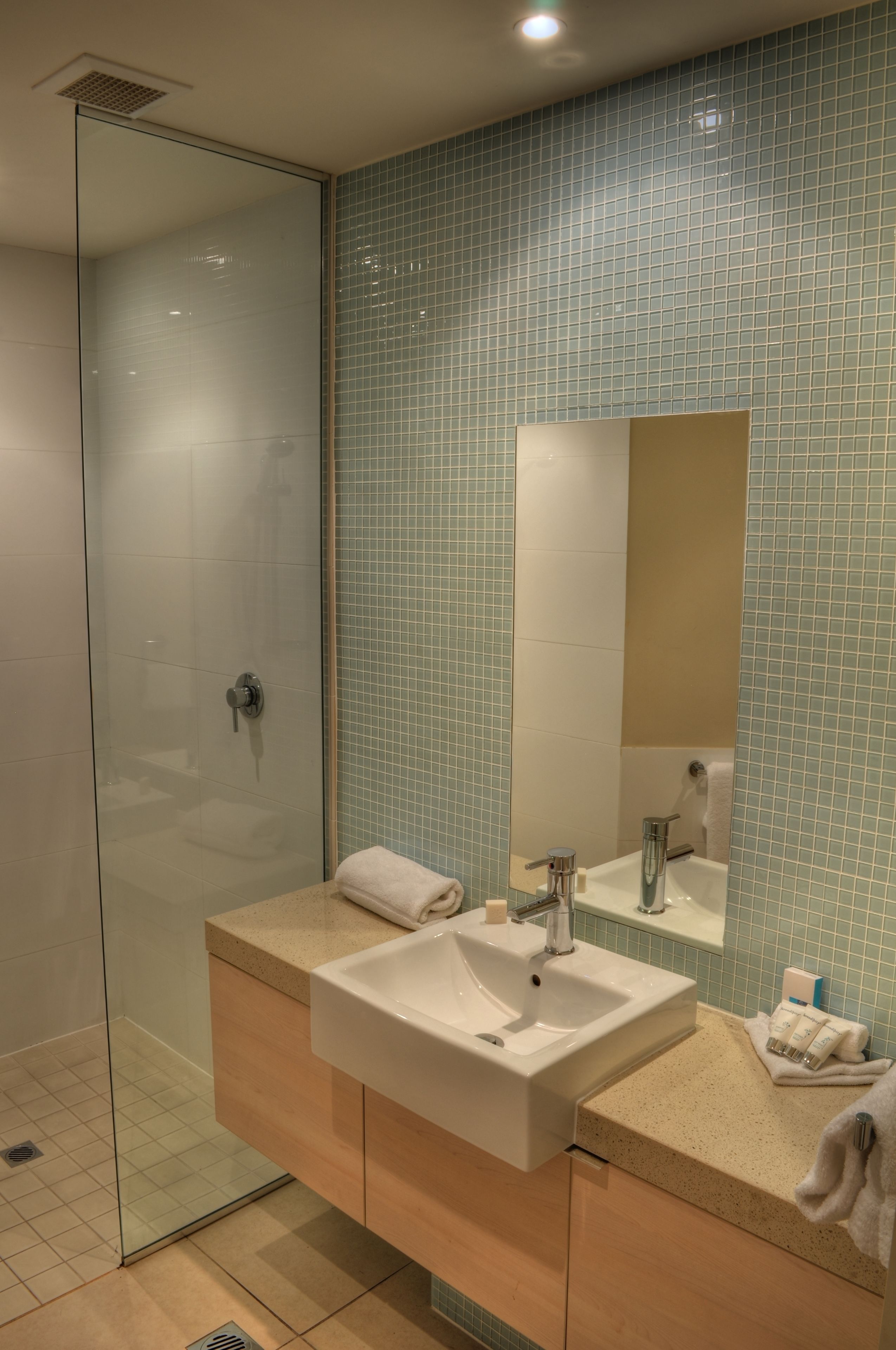 201 Lake Street Apartments