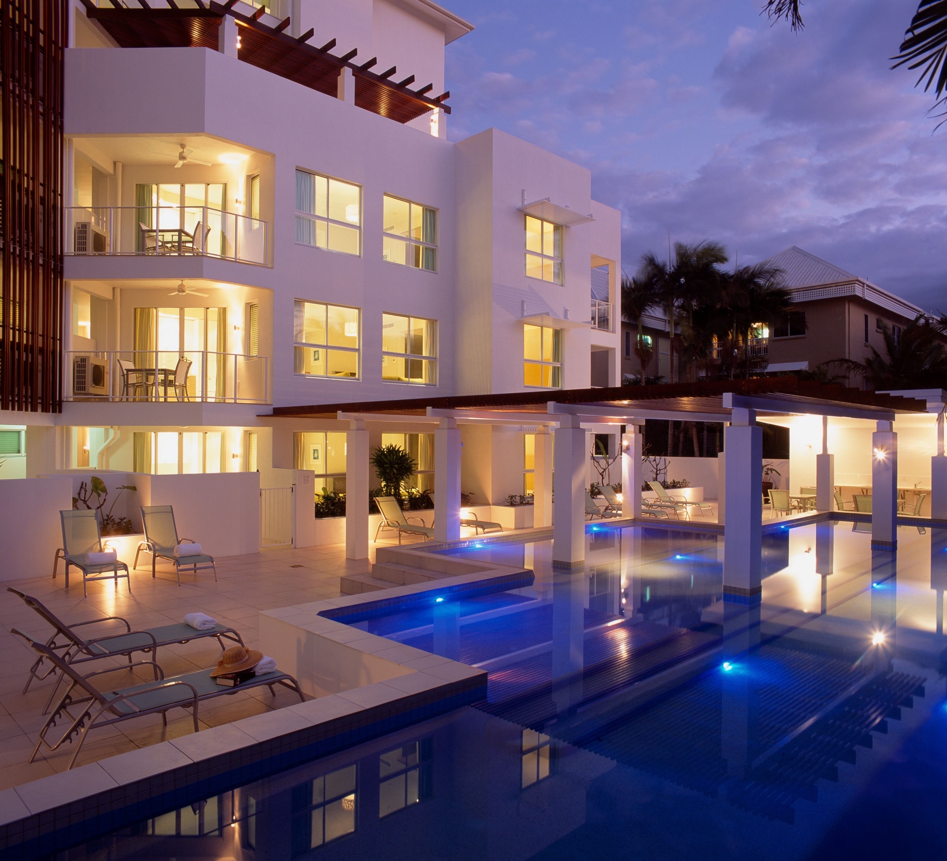 201 Lake Street Apartments