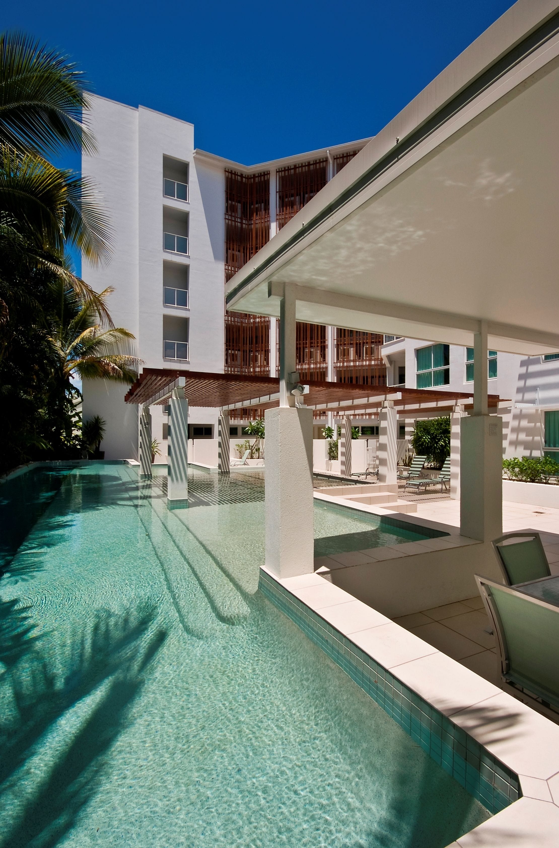 201 Lake Street Apartments