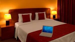 Pillow top beds, in-room safe, blackout curtains, free WiFi