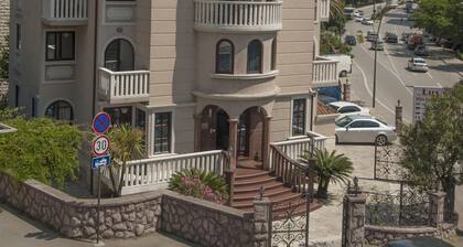 Vila Lux Hotel
