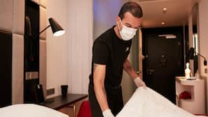 Premium bedding, in-room safe, desk, laptop workspace