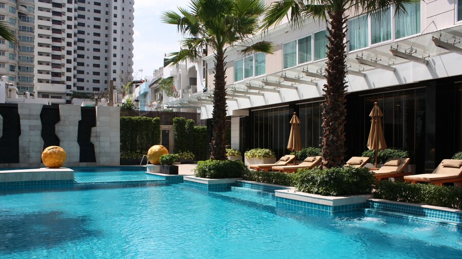 Legacy Suites Hotel