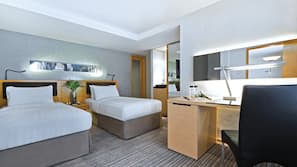 Premium bedding, in-room safe, desk, free WiFi