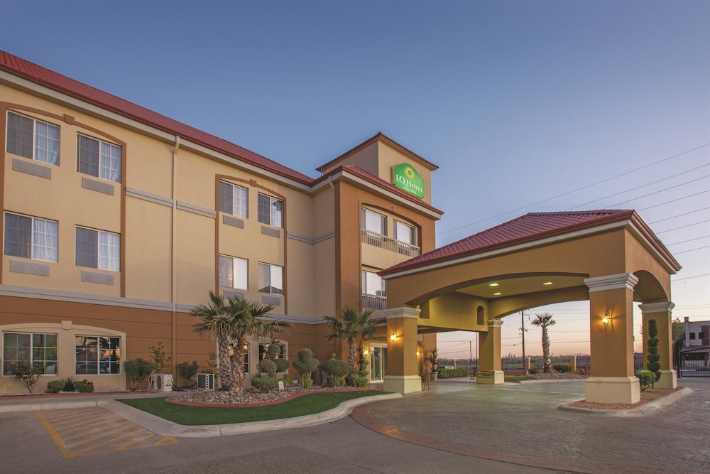 La quinta near kickapoo casino