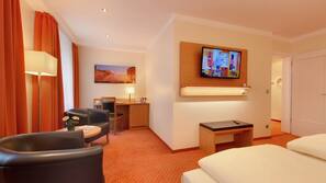 Select Comfort beds, minibar, desk, blackout curtains