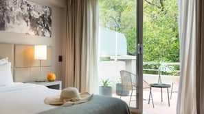 Down comforters, minibar, in-room safe, desk
