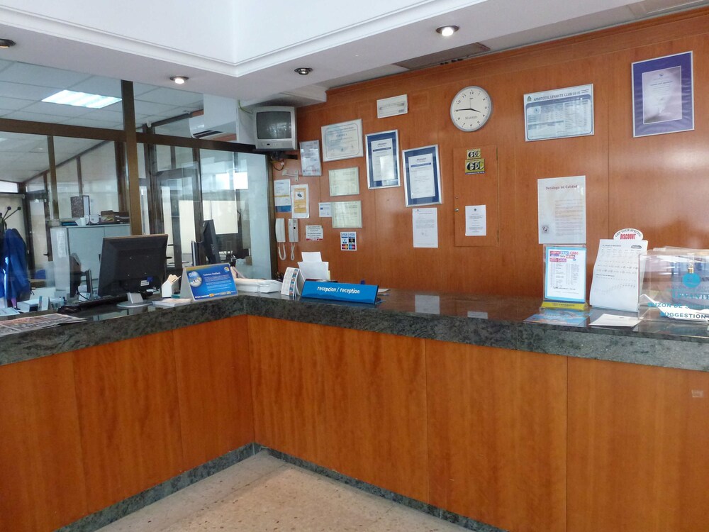 Apartamentos Levante Club Benidorm 2019 Hotel Prices Expedia Co Uk Reception 1 23 All Photos