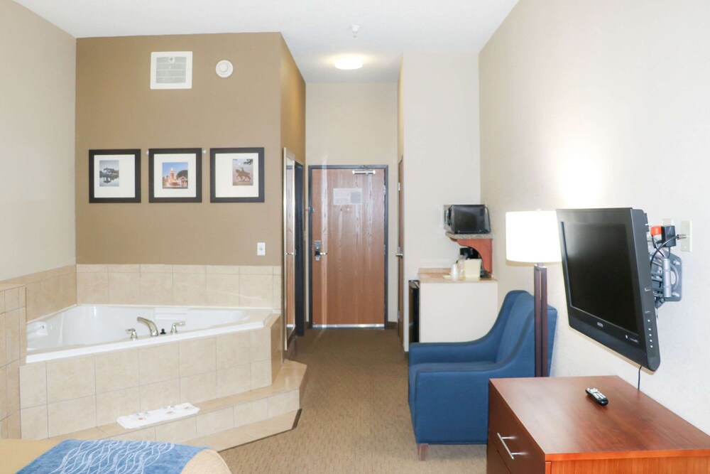 Comfort Inn & Suites Sikeston I-55