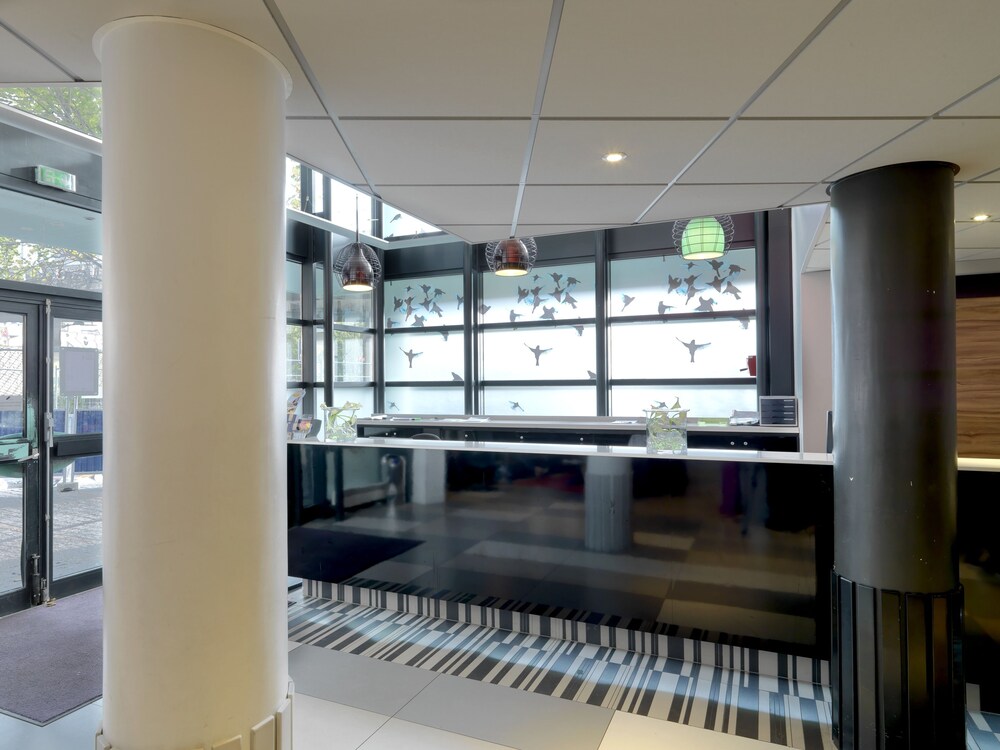 Book Hotel Reseda Bagnolet Deals Hotel Reseda