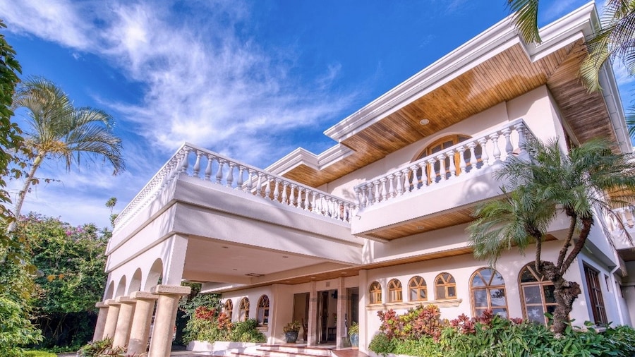 Buena Vista Chic Hotel