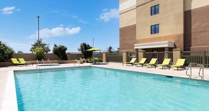 SpringHill Suites by Marriott Fresno