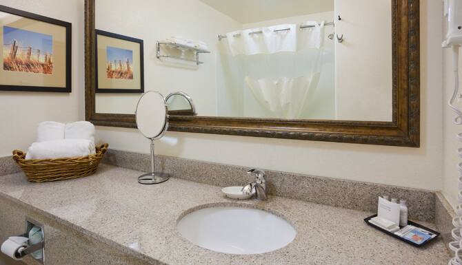 Expressway suites fargo nd coupon