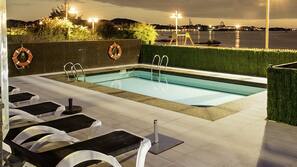 Piscina stagionale all'aperto
