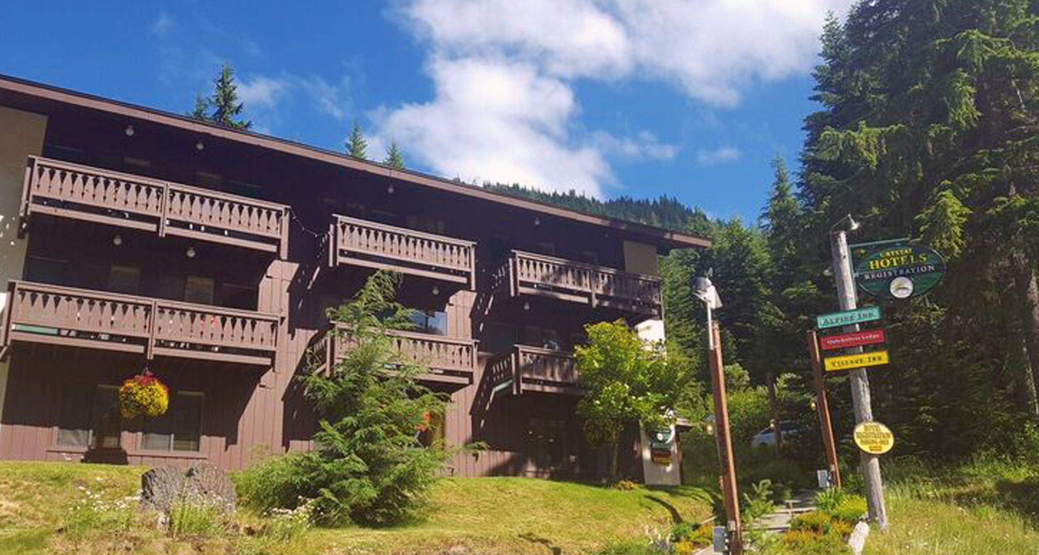 Crystal Mountain Hotels In Enumclaw Wa Expedia