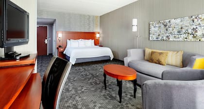 Courtyard by Marriott Phoenix North/Happy Valley