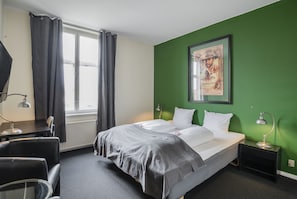 Standard Double or Twin Room | Desk, iron/ironing board, cribs/infant beds, free WiFi