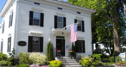Benjamin F. Packard House