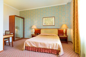 1 bedroom, minibar, in-room safe, individually decorated