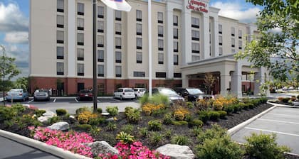 Hampton Inn & Suites Columbus Polaris
