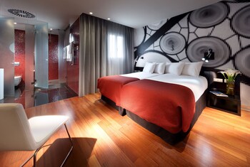 Bcn Design Barcelona Room Prices Reviews Travelocity