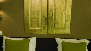 1 bedroom, premium bedding, minibar, in-room safe