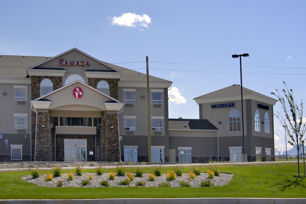 Ramada by Wyndham Pincher Creek: 2019 Pictures, Reviews, Prices & Deals