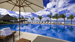 3 outdoor pools