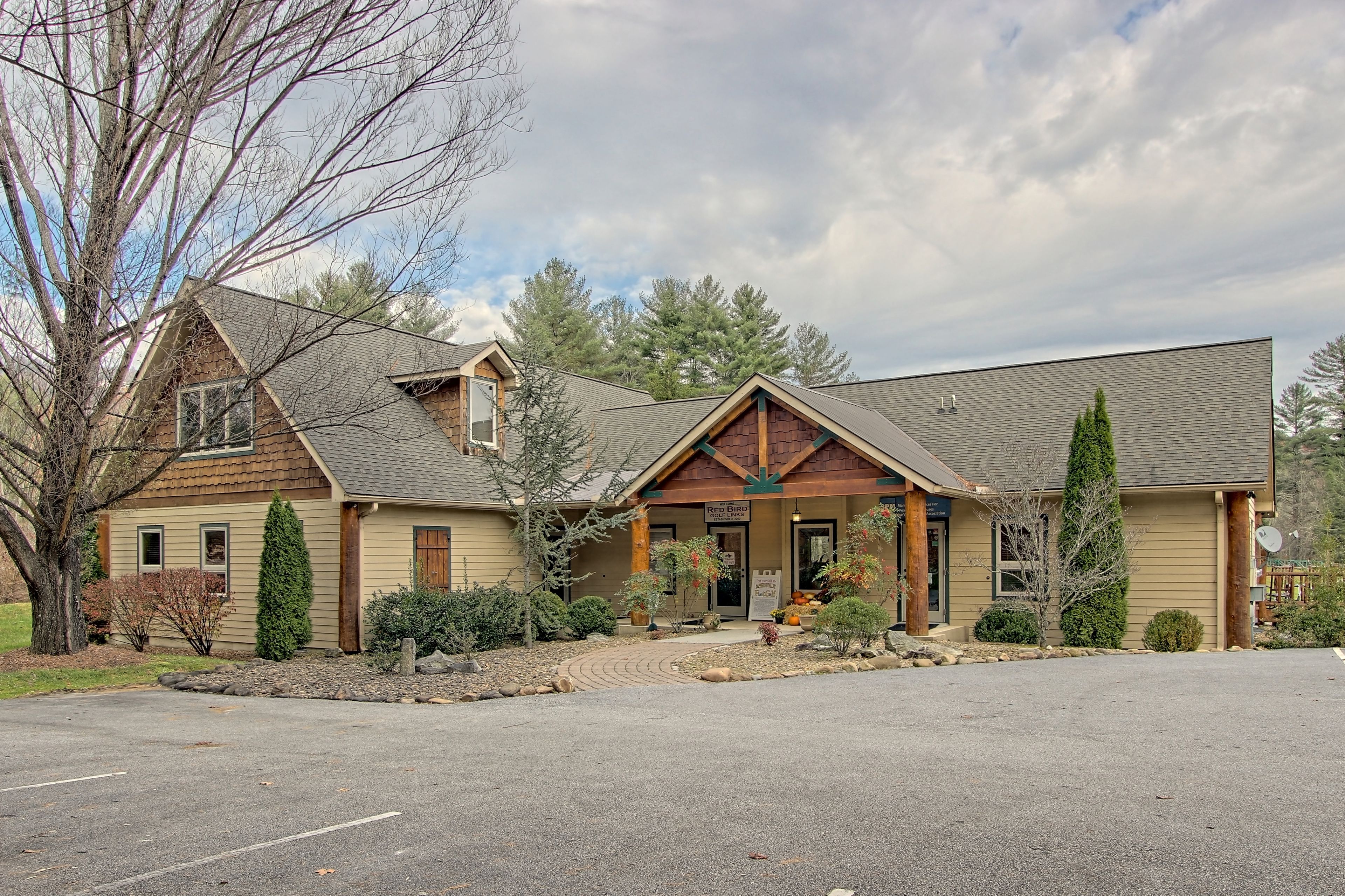 Snow Sports Ski Sapphire Ski Snowboarding Snow Tubing North Carolina