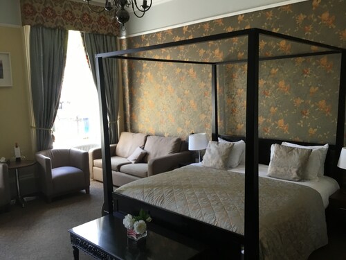Hotels In Newington From 31 Ebookers The Salisbury Hotel