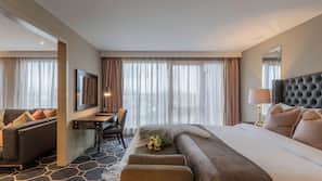 In-room safe, desk, iron/ironing board, free WiFi