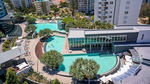 Indoor pool, 2 outdoor pools