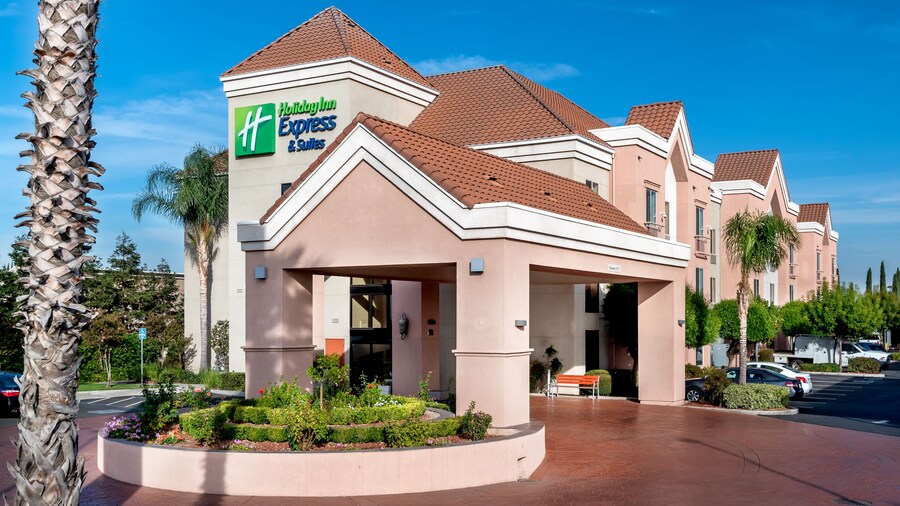 Holiday Inn Express Hotel & Suites Lathrop - South Stockton, an IHG Hotel