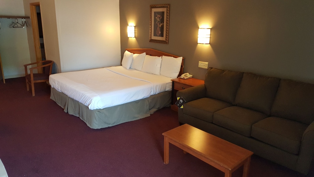 Crystal Inn Neptune Neptune City Usa Aarp Travel Center