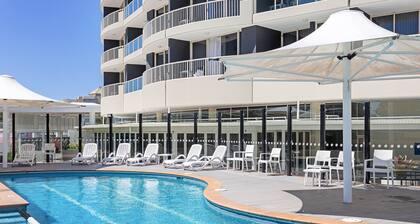 Mantra Twin Towns