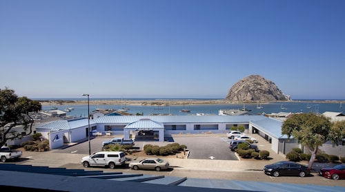 Great Place to stay Blue Sail Inn near Morro Bay 