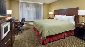 Desk, blackout drapes, iron/ironing board, free WiFi