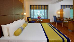 Premium bedding, minibar, in-room safe, desk