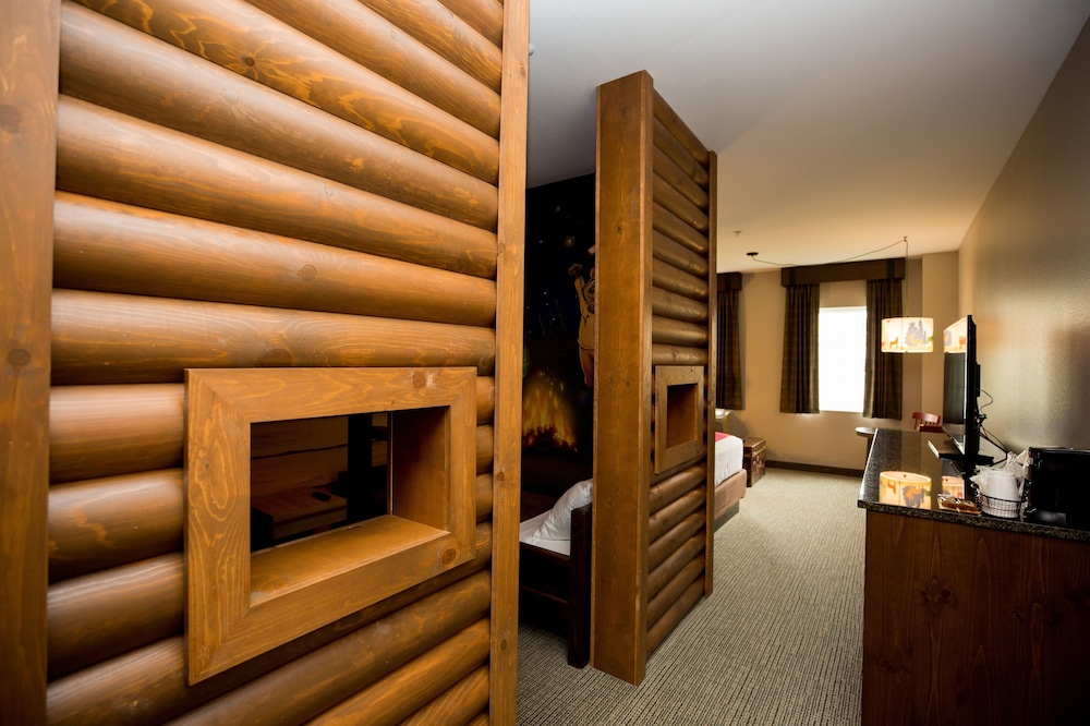 Great Wolf Lodge Illinois in Chicago Best Rates & Deals on Orbitz