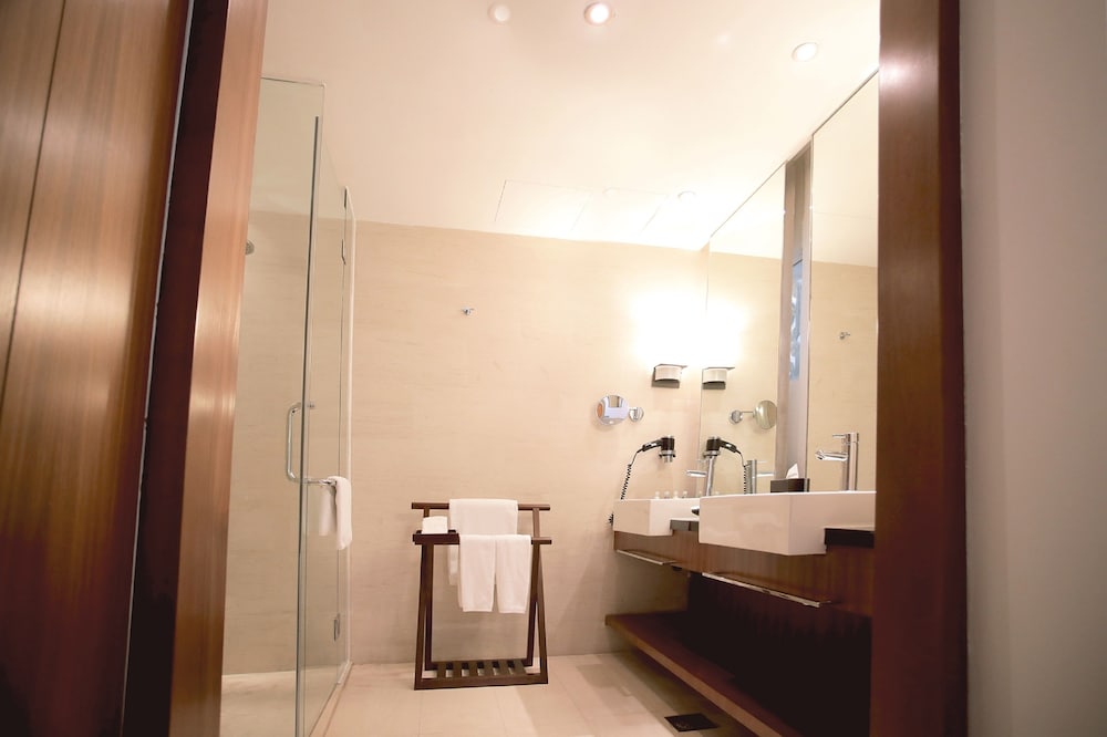 Amara Sanctuary Resort Sentosa Sg Clean In Singapore Hotel Rates Reviews On Orbitz