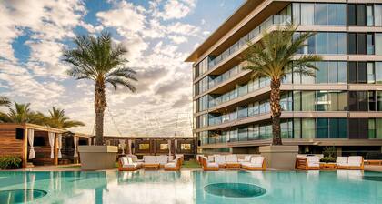 W Scottsdale